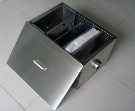 油水分離器